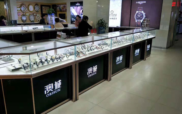 玻璃珠寶展柜設(shè)計(jì) 玻璃珠寶展柜設(shè)計(jì)