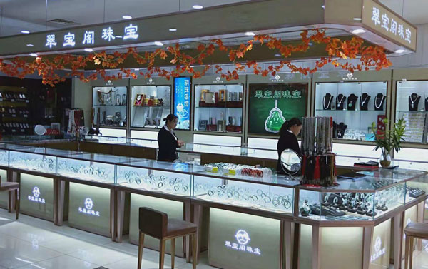 飾品展示柜都需要具有哪些特點(diǎn)？