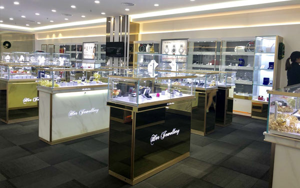 精品手表展示柜臺如何進行維修？透光性怎么樣？